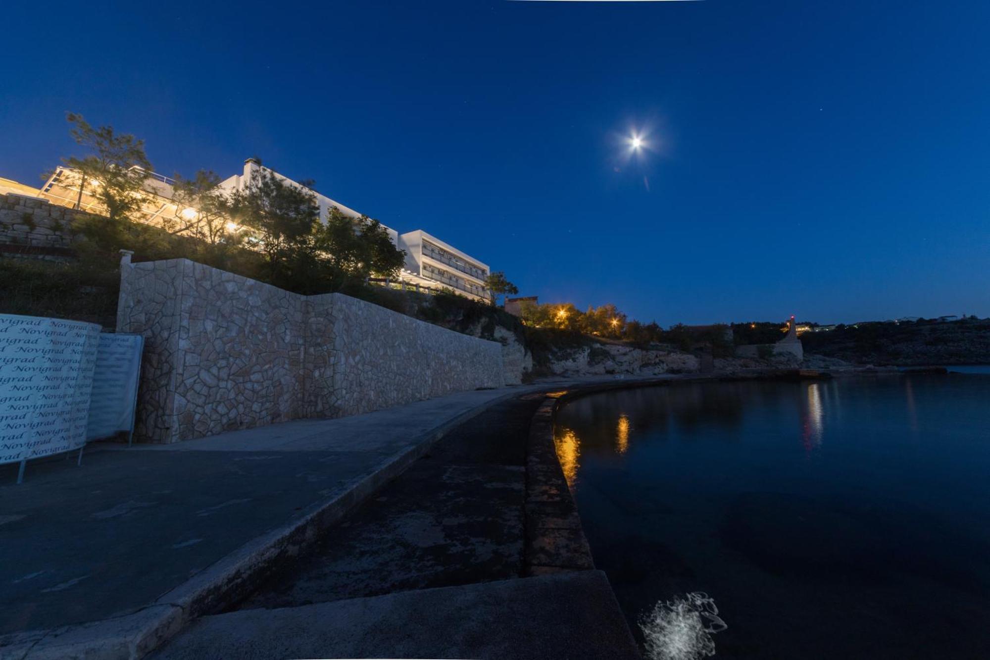 Hotel Rooms Roccia Novigrad  Exterior photo