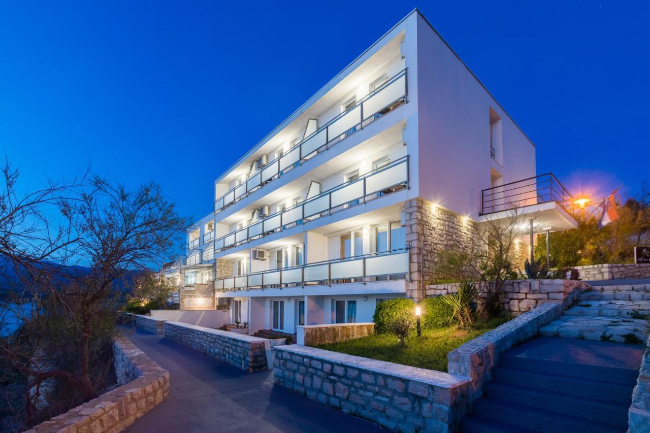 Hotel Rooms Roccia Novigrad  Exterior photo