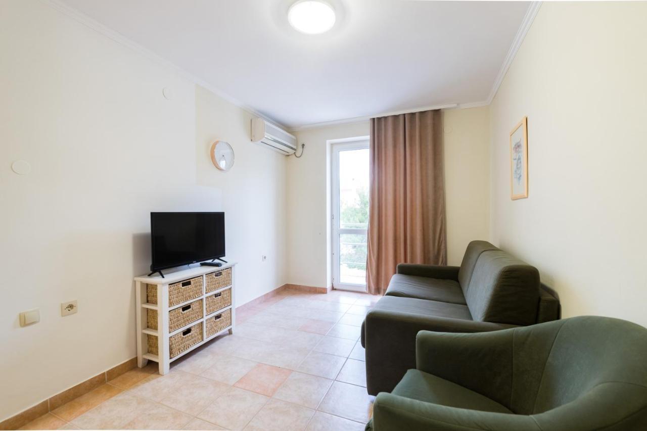 Hotel Rooms Roccia Novigrad  Exterior photo
