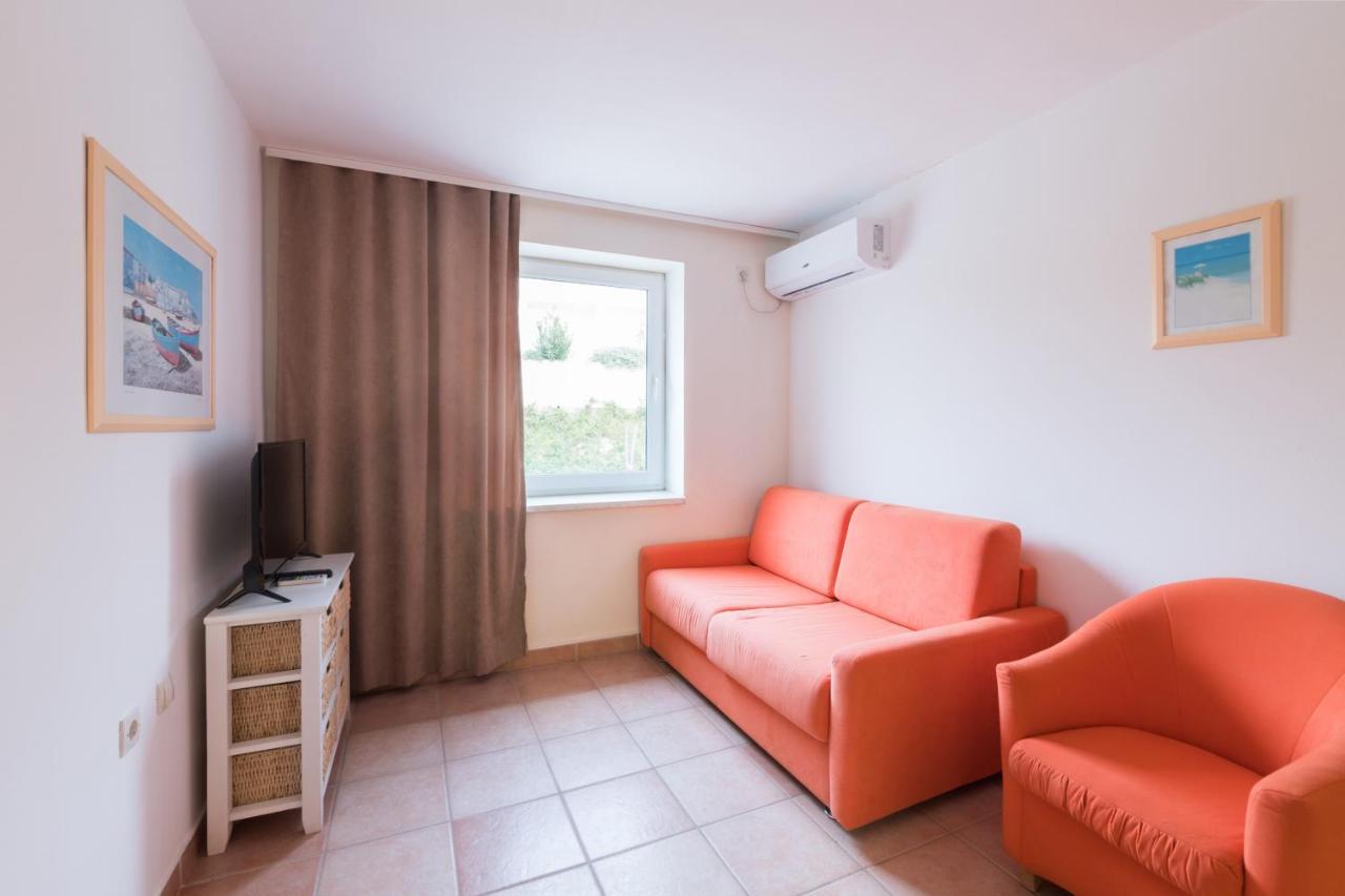 Hotel Rooms Roccia Novigrad  Exterior photo