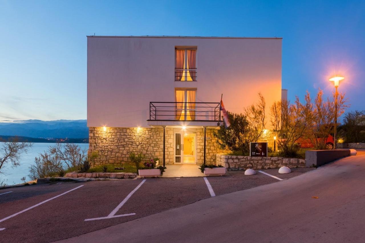 Hotel Rooms Roccia Novigrad  Exterior photo