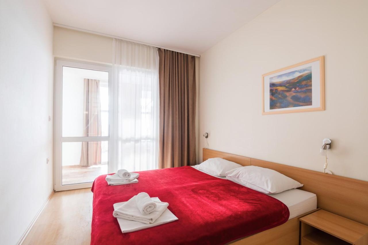 Hotel Rooms Roccia Novigrad  Exterior photo