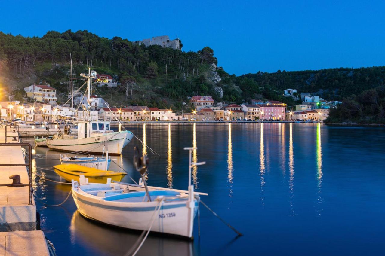 Hotel Rooms Roccia Novigrad  Exterior photo