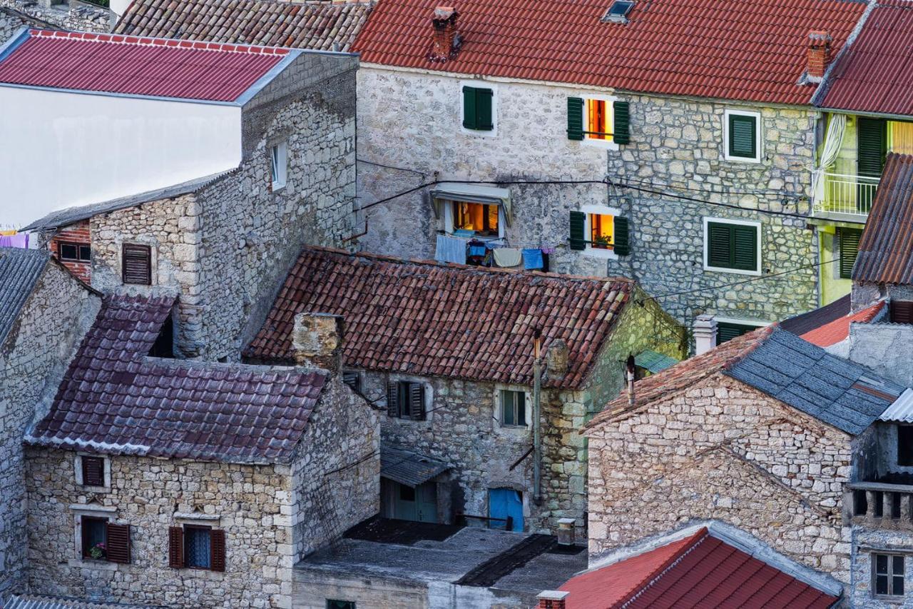 Hotel Rooms Roccia Novigrad  Exterior photo