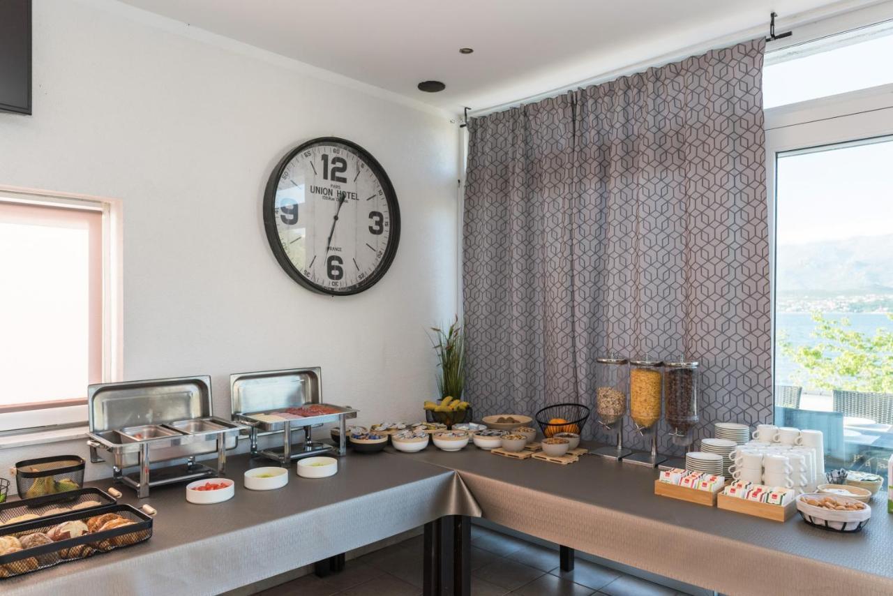 Hotel Rooms Roccia Novigrad  Exterior photo